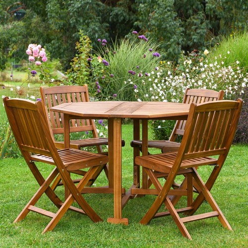 Garden gear person - 4, acacia